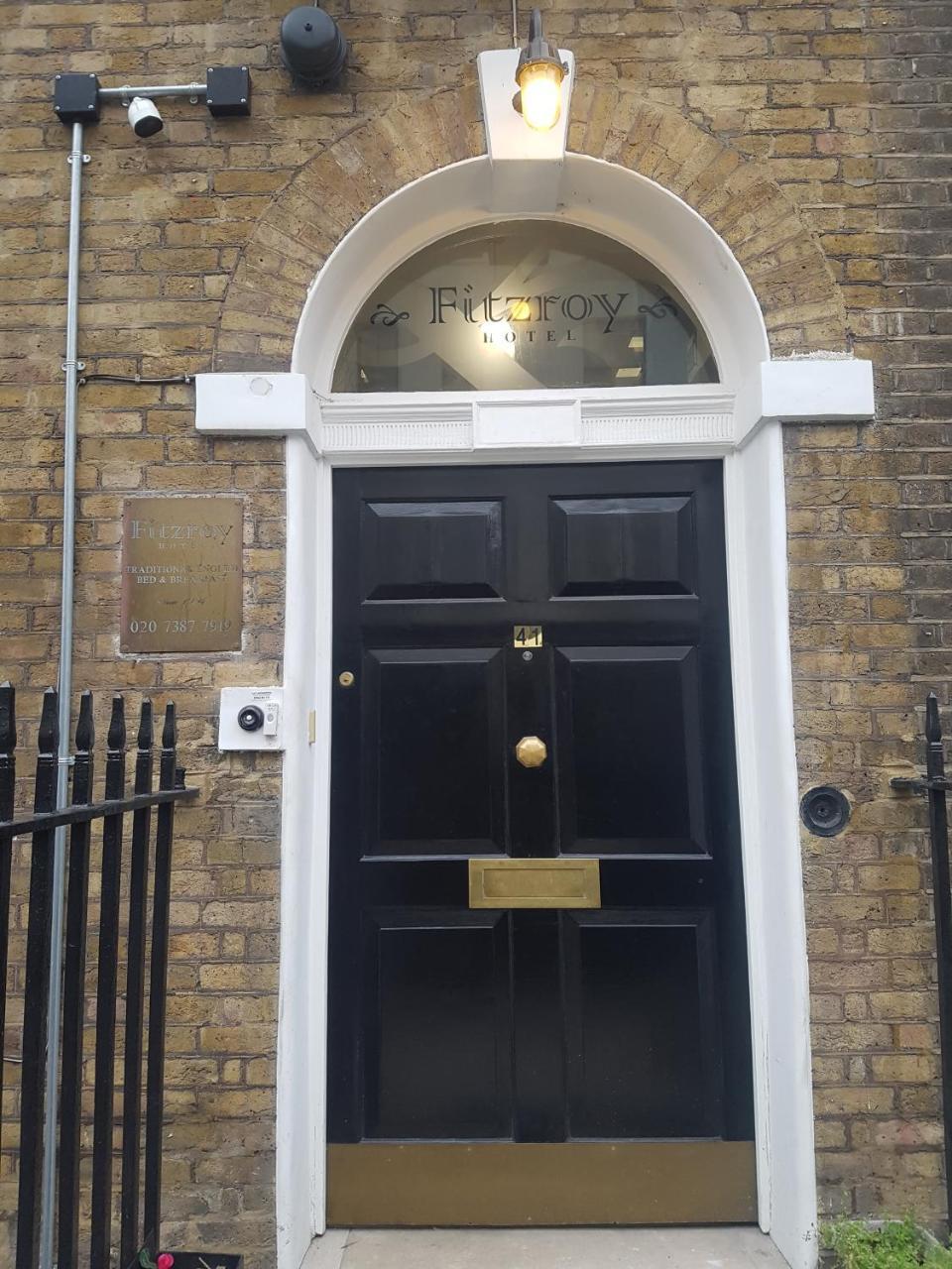 Fitzroy/Cosmo Hotel Londra Esterno foto